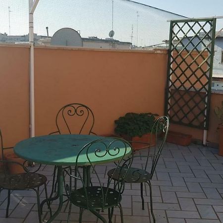 Lioce 1 Howme Bari Buitenkant foto